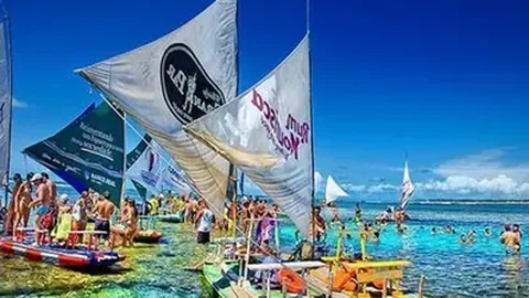 “国米2-1逆袭，迪马尔科精准助攻，阿瑙与弗拉泰西展现实力，进攻一气呵成！”